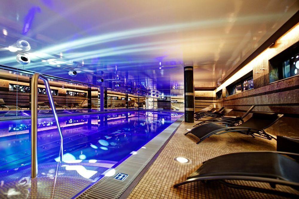 L'Hermitage Gantois, Autograph Collection Lila Exterior foto The pool at the InterContinental London The O2