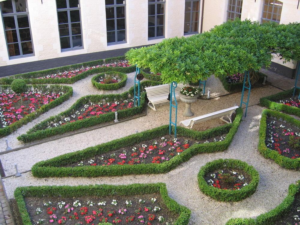 L'Hermitage Gantois, Autograph Collection Lila Exterior foto The garden of the Hôtel de Ligne